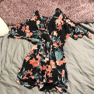 Size: small, navy blue romper with pink flowers